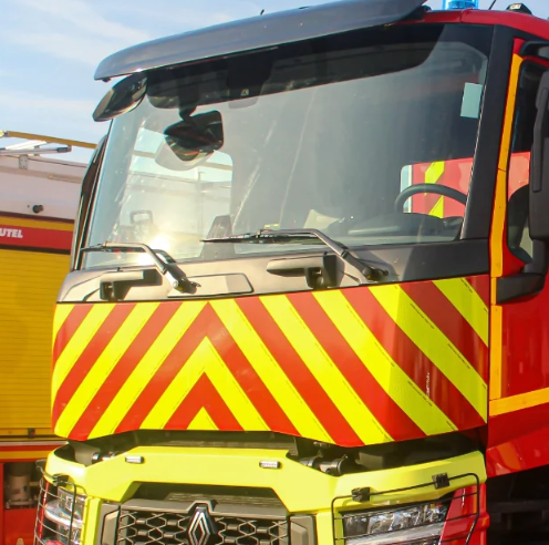 AVANT CALANDRE RENAULT TRUCKS K